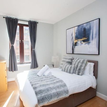 Modern And Refurbished Flat In Merchant City Glasgow Eksteriør billede